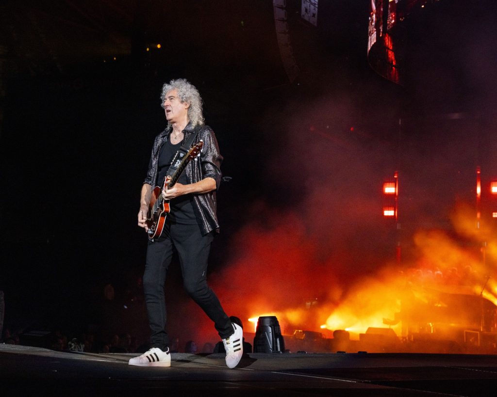Lead guitarist Brian May makes his way down stage, sending the crowd around him into an absolute frenzy. With not a single person in the room unaware of the legends before them, the band’s talent surpassed all expectations.
