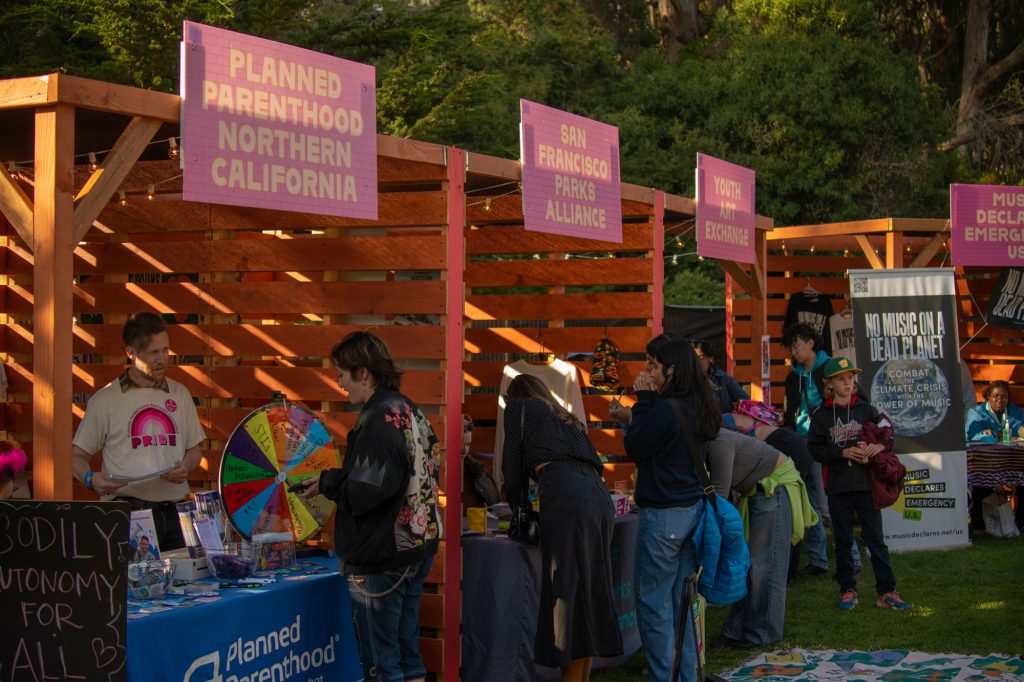 Collaborating with various organizations, Outside Lands brings voting to the festival grounds. Here, attendees were able to gain more information from the different organizations present. Photographed by Caleb Velasquez/BruinLife.