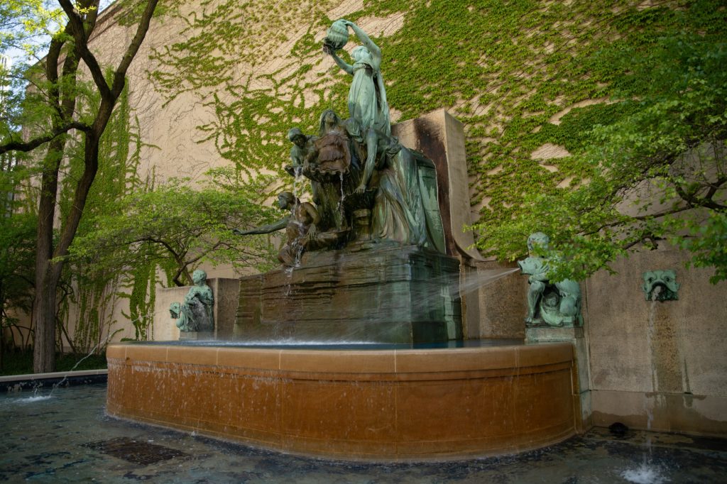 An unmarked fountain in the museum gardens. Photographed by Finn Martin/BruinLife.