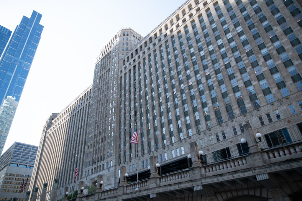 Many buildings in Chicago reflect the Art Deco 1910s and 1920s style. The inset window panels were meant to convey a kind of comfortable opulence. Photographed by Finn Martin/BruinLife.