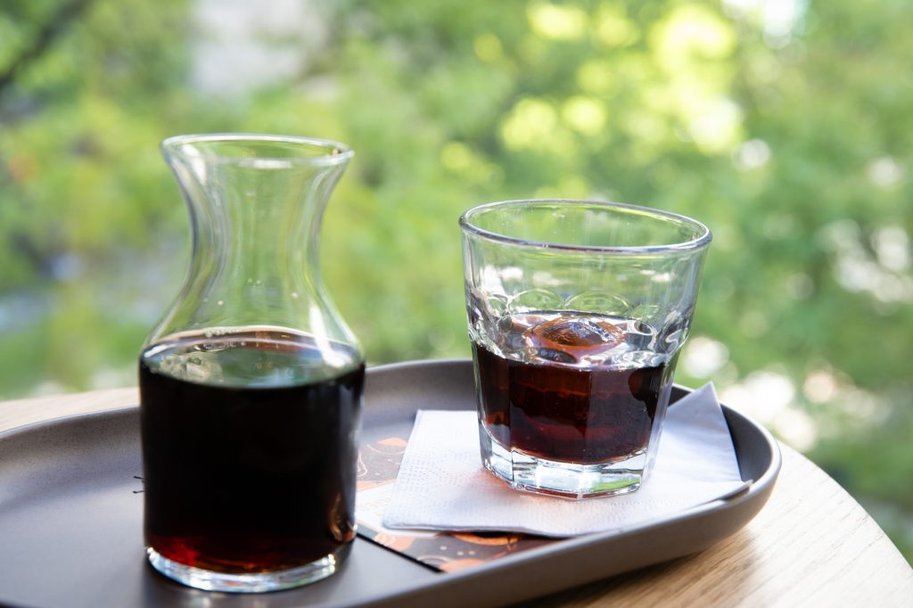 The Whiskey Barrel-Aged Cold Brew. Photographed by Finn Martin/BruinLife.