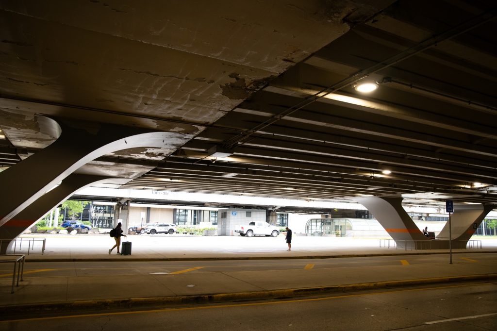 A view of the outside. Catch some fresh air, walk along the curb, then return to life inside the baggage zone. Photographed by Finn Martin/BruinLife.