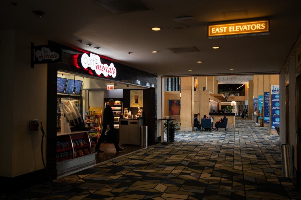 The cafe that serves both Starbucks products and Grand Marnier. Hilton's like these are home to the traveling businessperson and wayfaring reporter like me. Photographed by Finn Martin/BruinLife.
